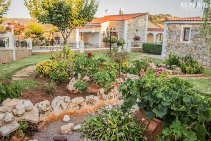 Douliana 3 Luxusvillen mit Pool Haus kaufen